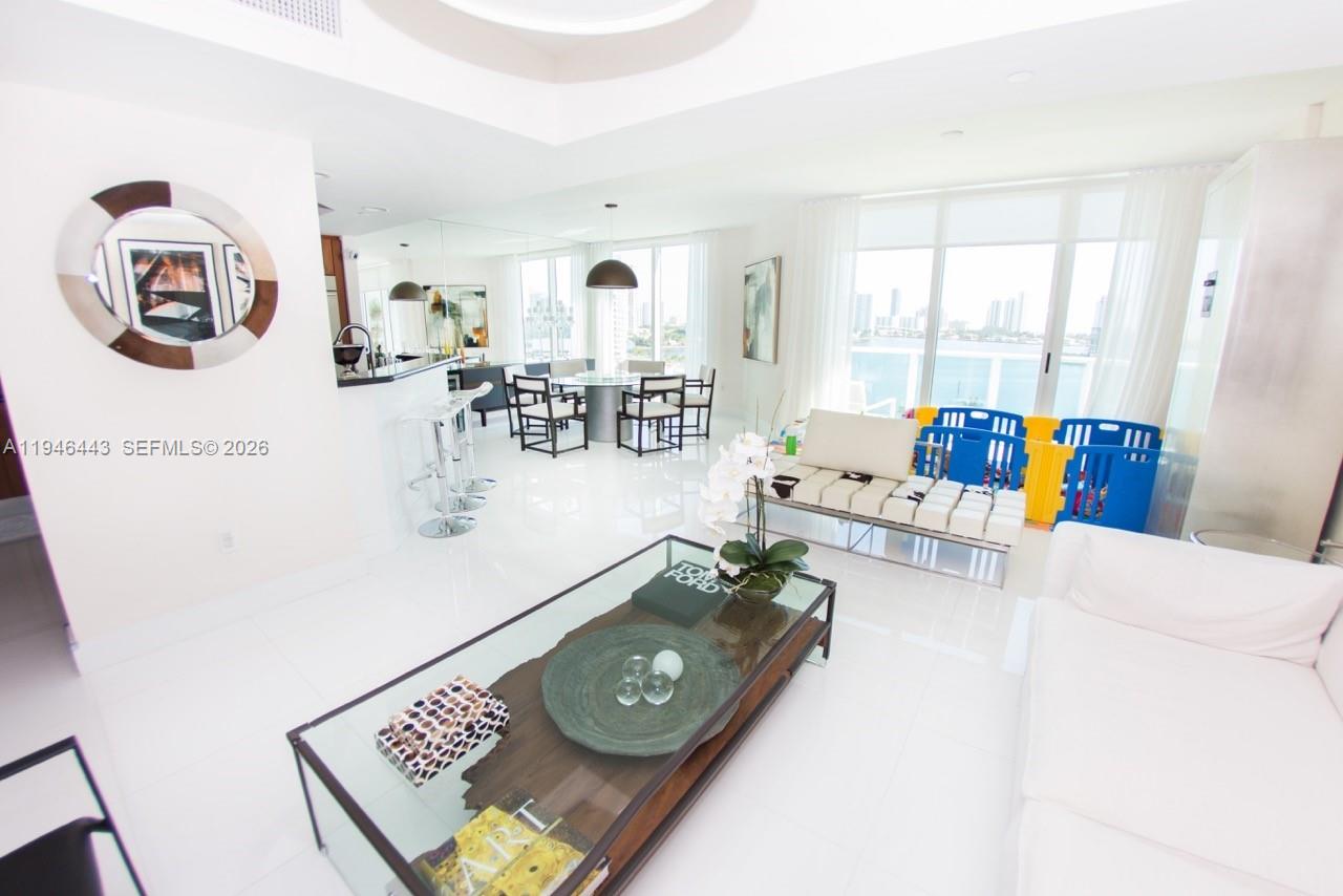 image The Peninsula Ii Condo4