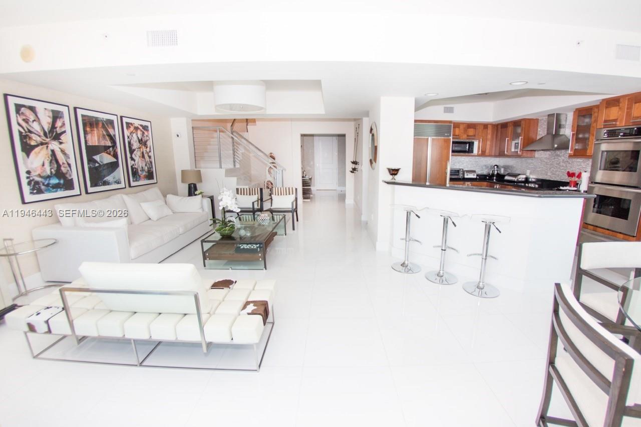 image The Peninsula Ii Condo5