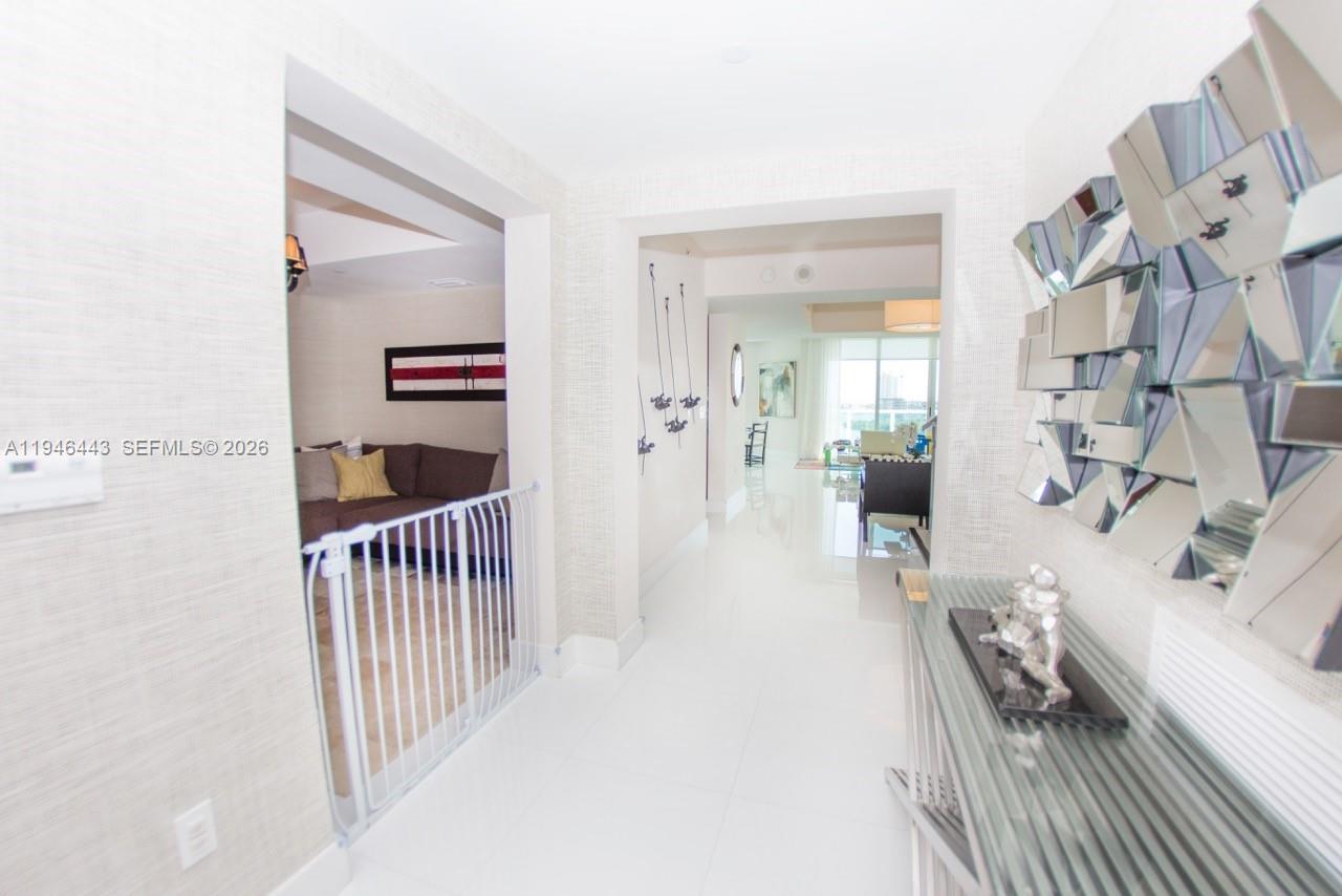 image The Peninsula Ii Condo8