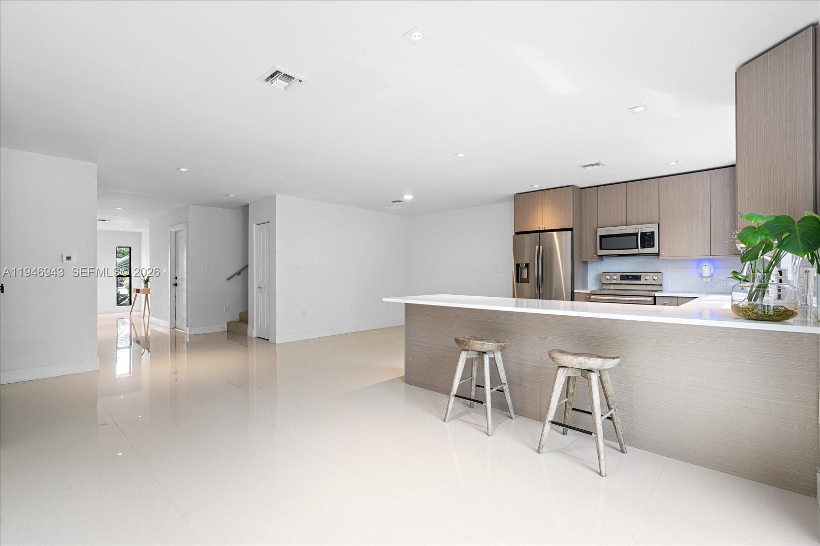 806 SW 29th St #806 Fort Lauderdale, FL 33315