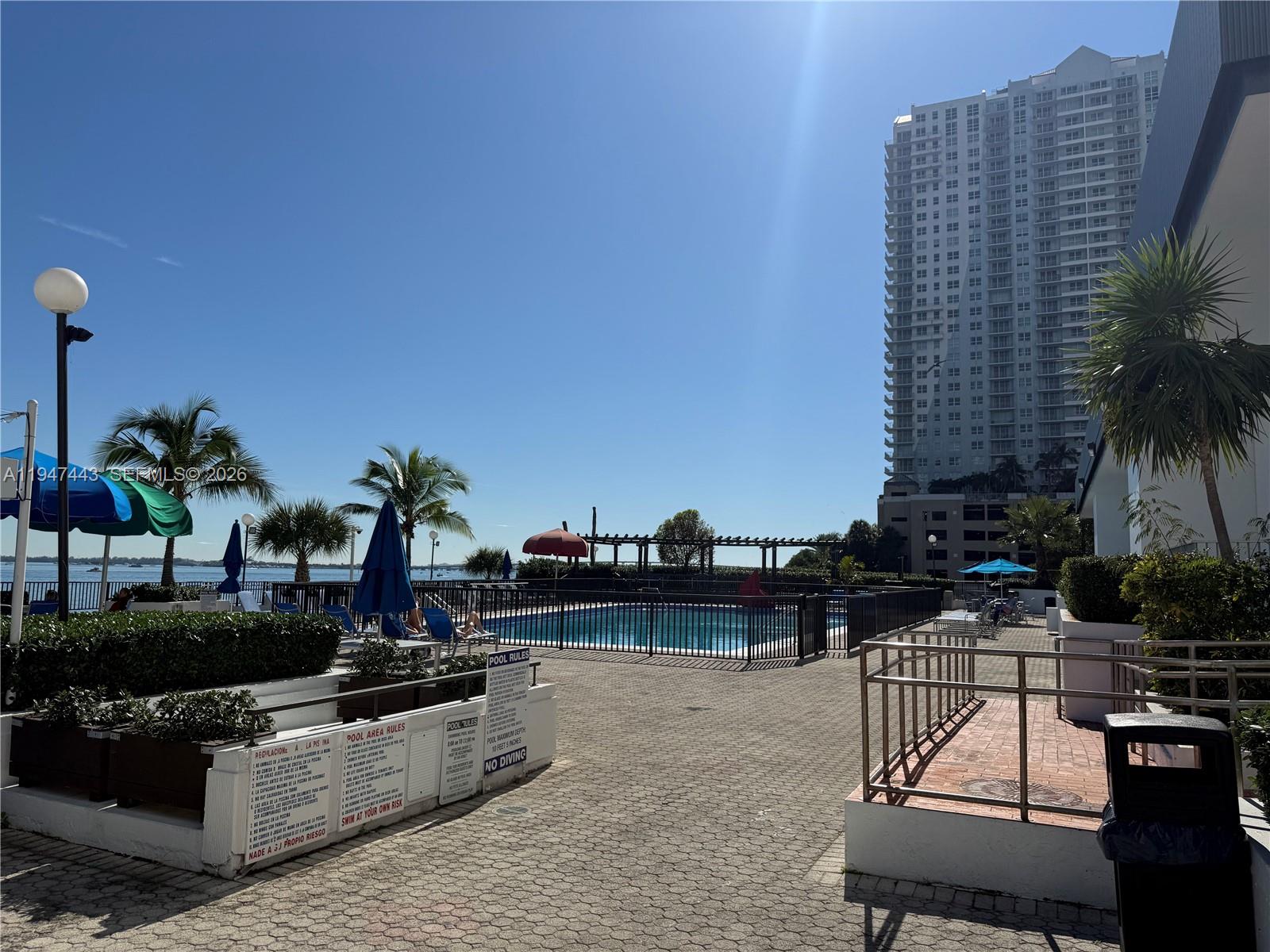 825 Brickell Bay Dr #449 Miami, FL 33131