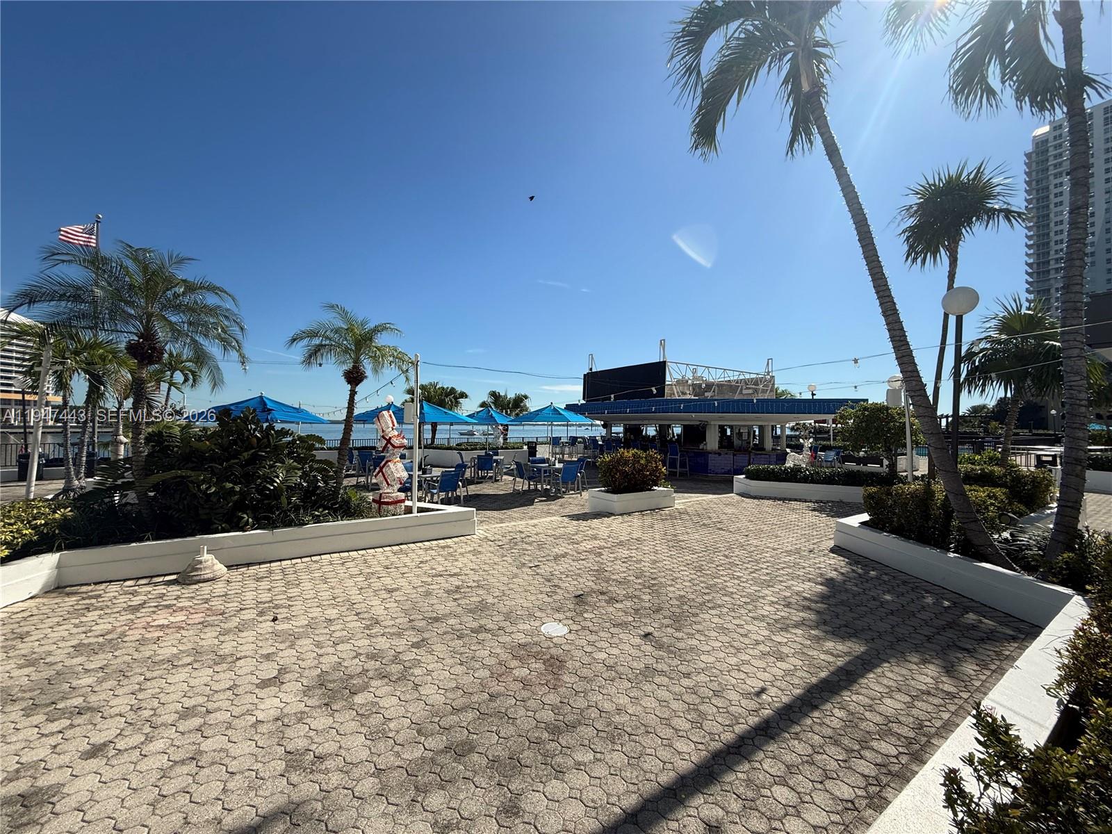 825 Brickell Bay Dr #449 Miami, FL 33131