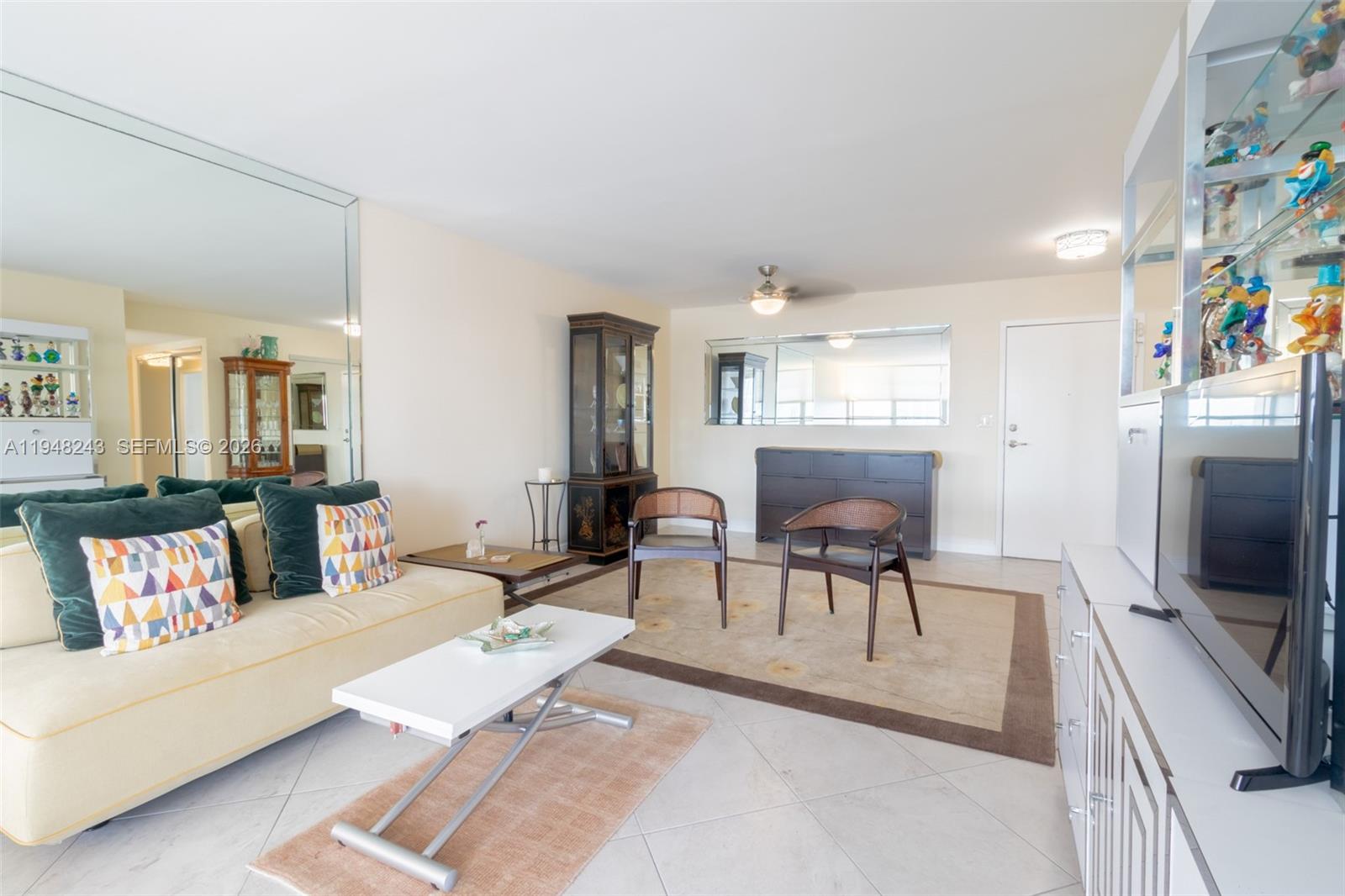 image Winston Towers 10010