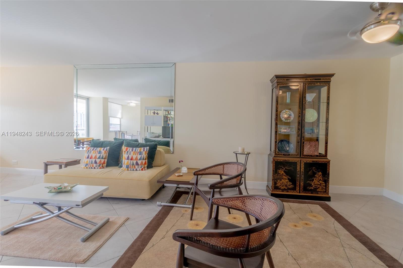 image Winston Towers 1005