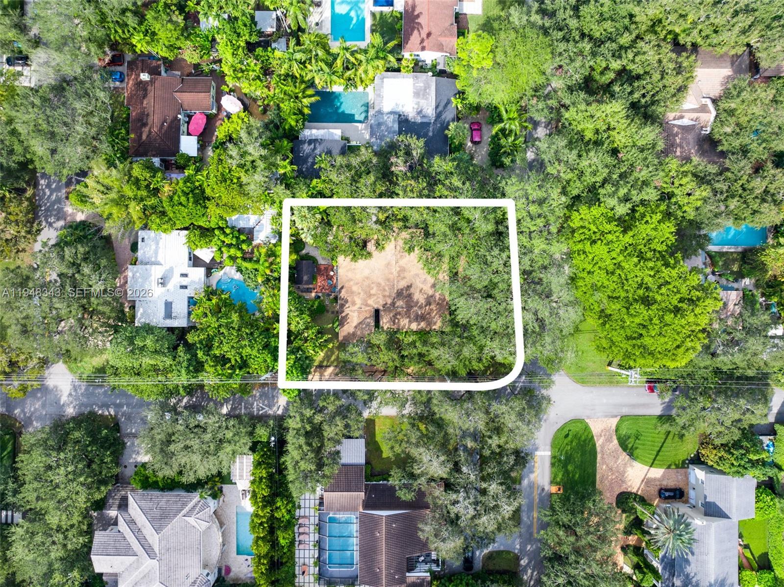 5335 SW 74th St Miami, FL 33143