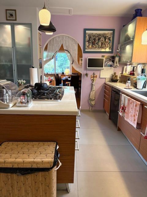 1643 Nethia Dr Miami, FL 33133