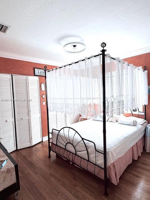 1643 Nethia Dr Miami, FL 33133