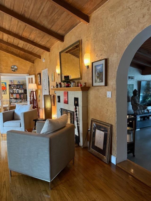 1643 Nethia Dr Miami, FL 33133