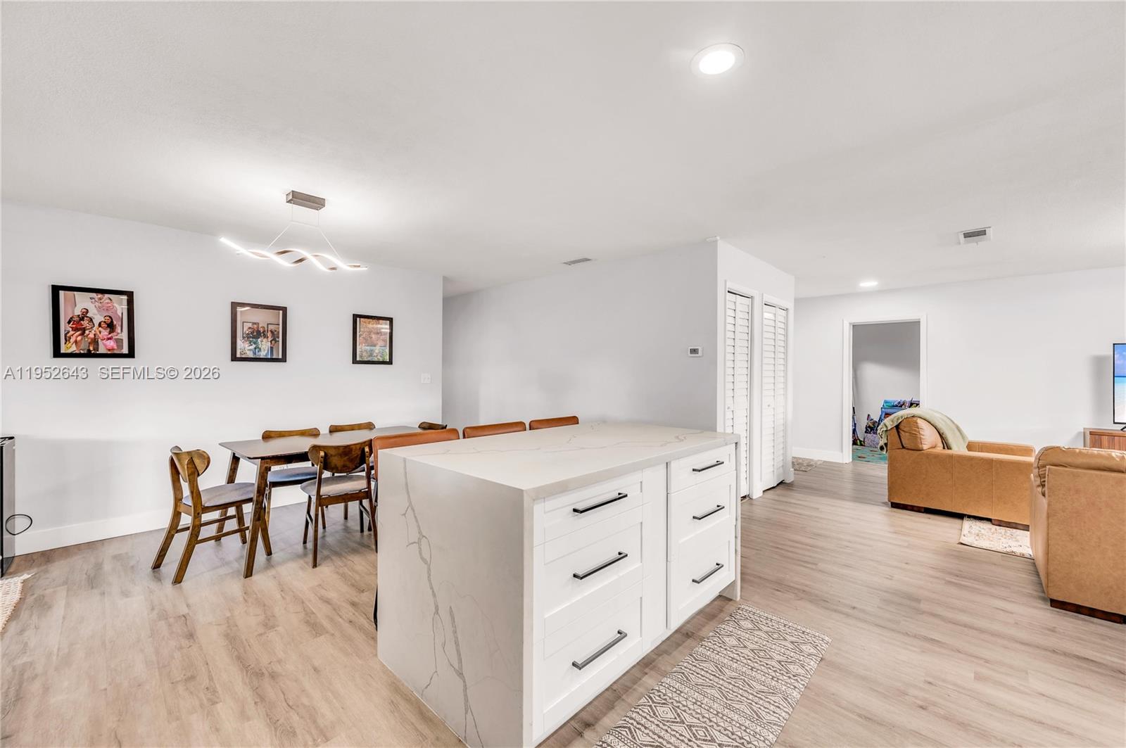 15930 SW 90th Ave Palmetto Bay, FL 33157