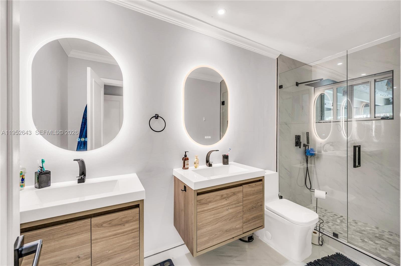 15930 SW 90th Ave Palmetto Bay, FL 33157