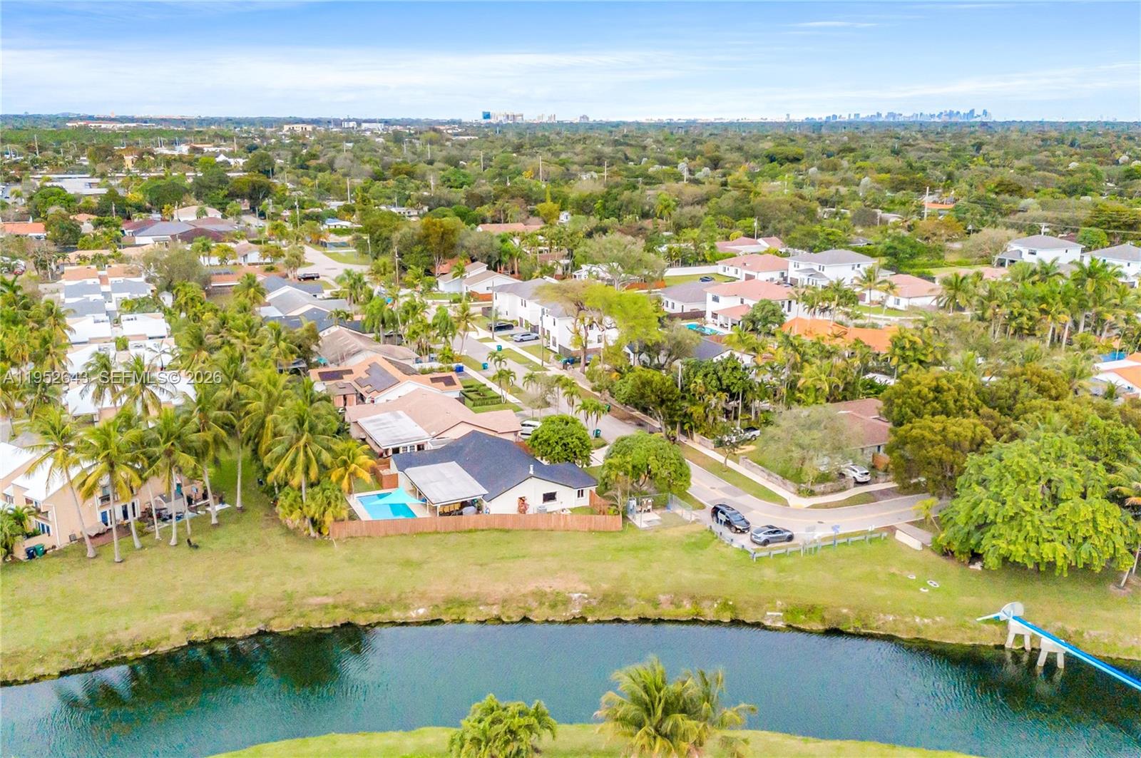 15930 SW 90th Ave Palmetto Bay, FL 33157