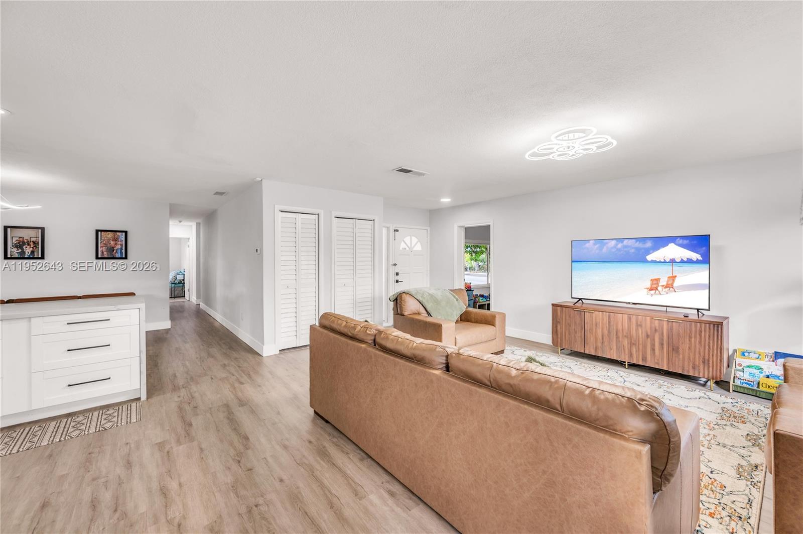 15930 SW 90th Ave Palmetto Bay, FL 33157