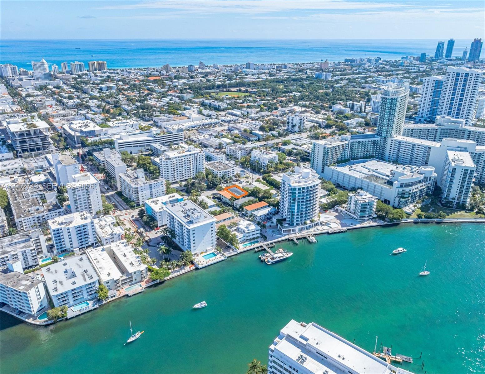 1610 Bay Rd Miami Beach, FL 33139