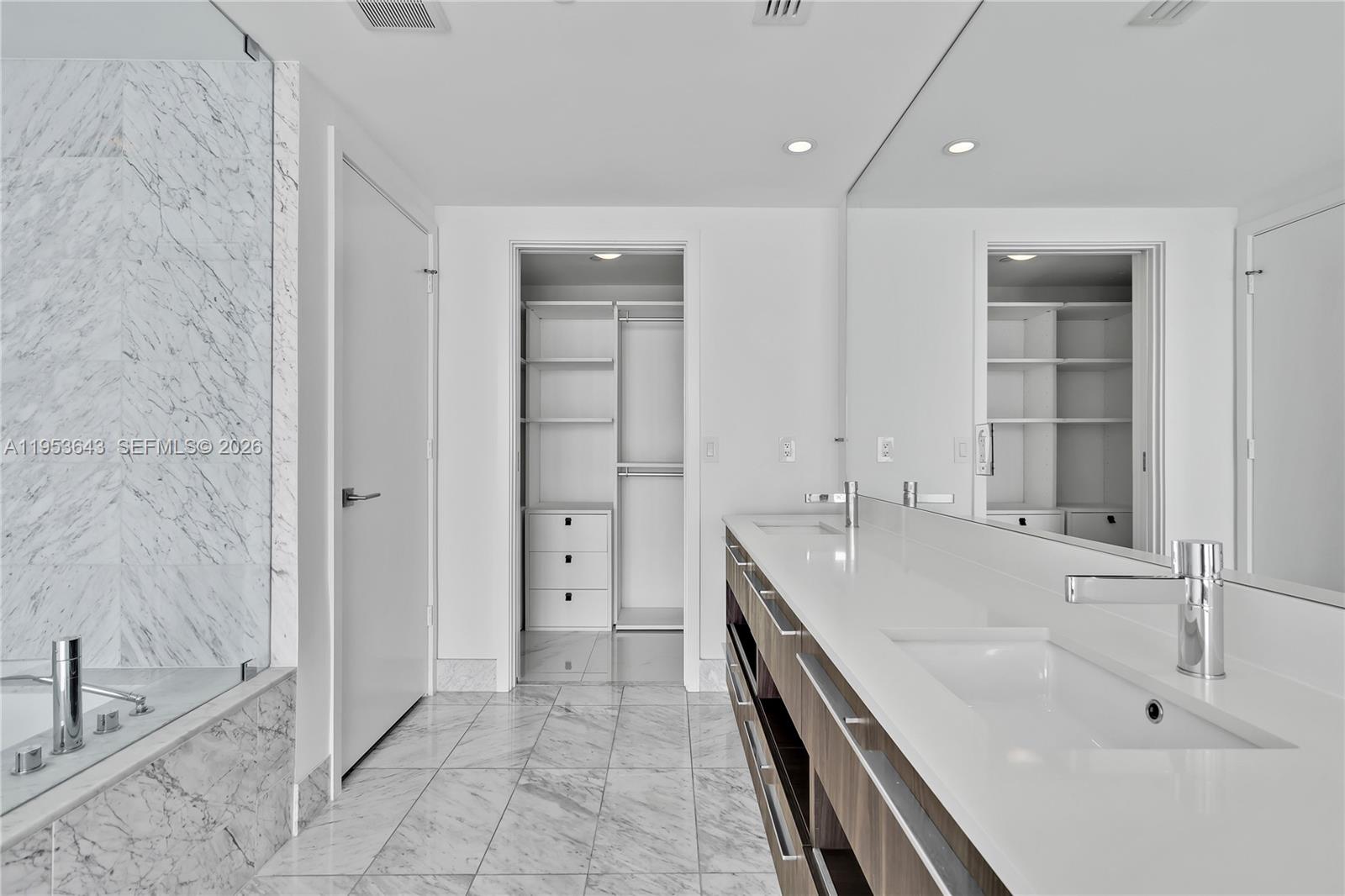 3131 NE 7th Ave #3704 Miami, FL 33137