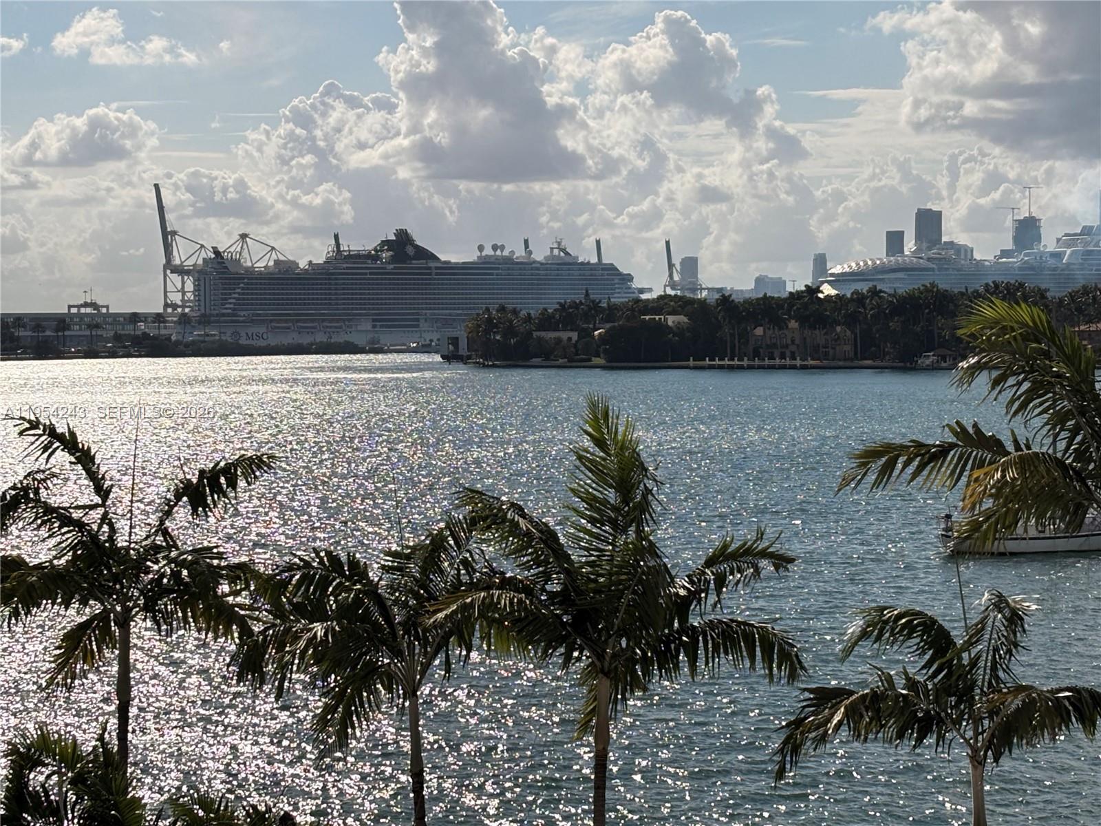 image South Bay Club13