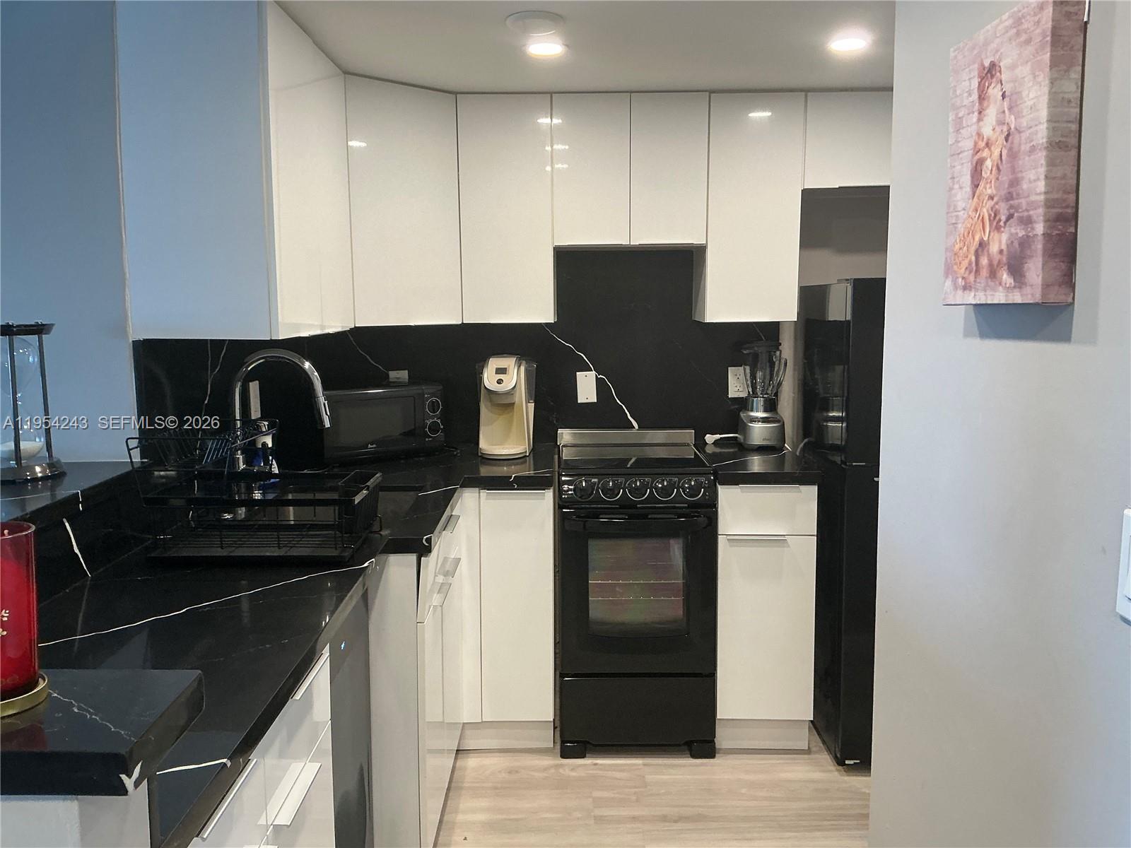 image South Bay Club3