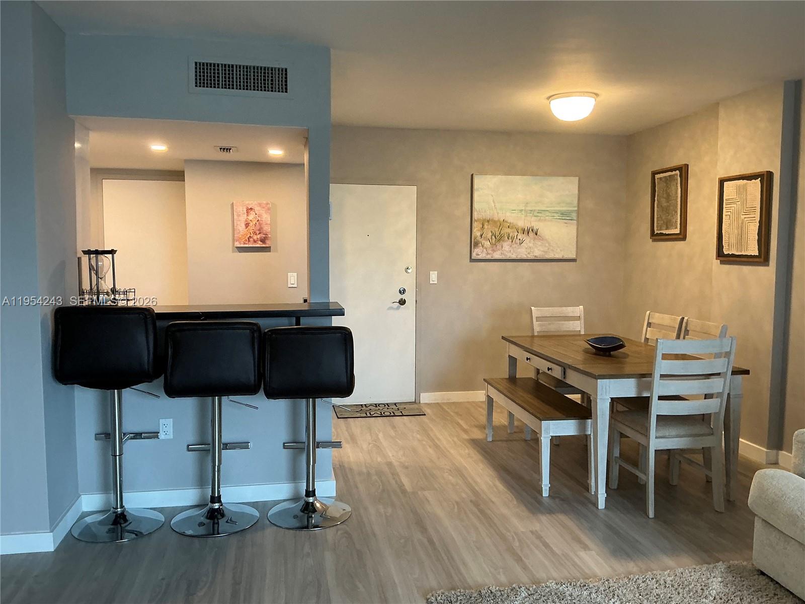 image South Bay Club6