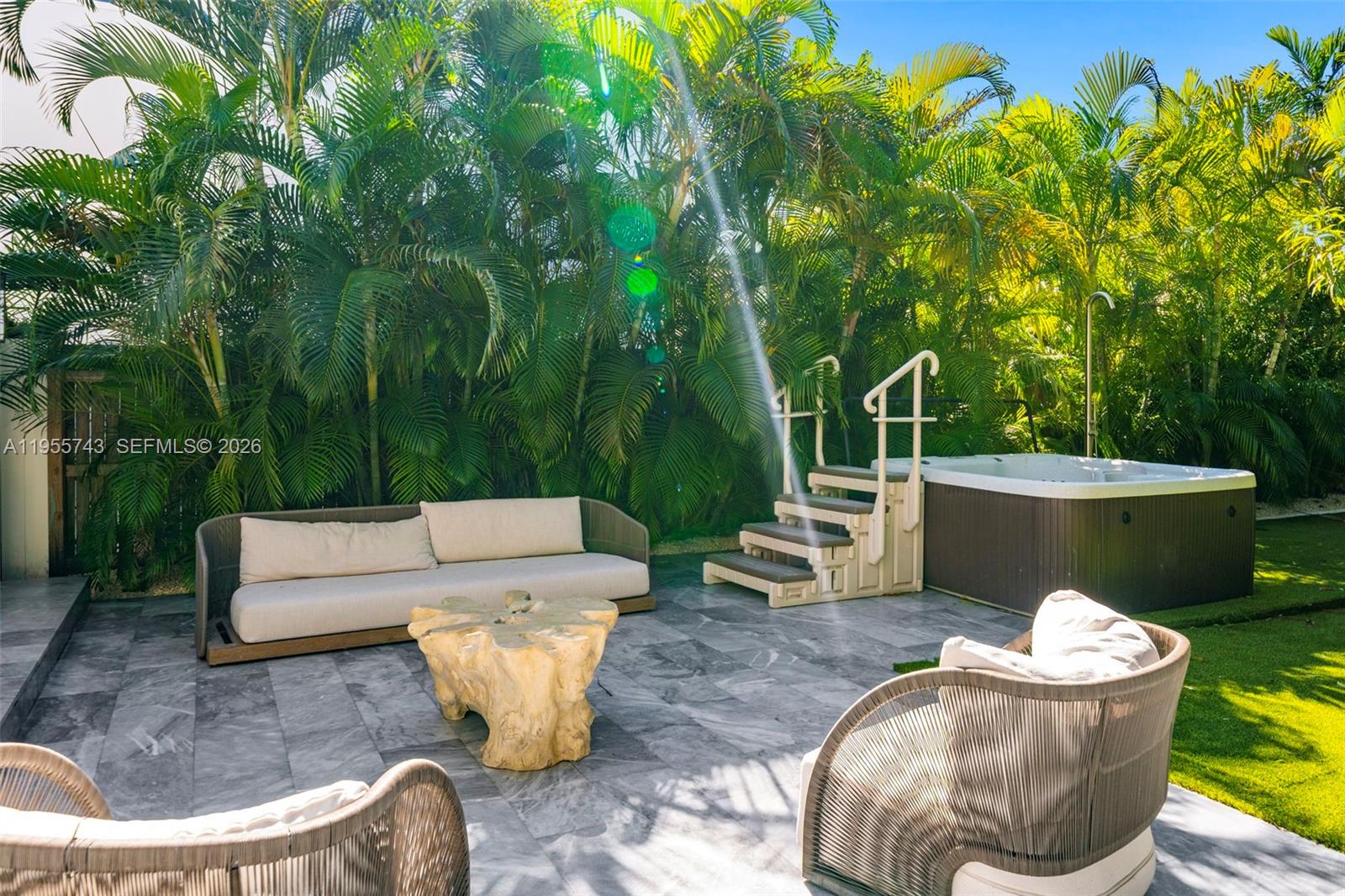 3166 Royal Palm Ave Miami Beach, FL 33140