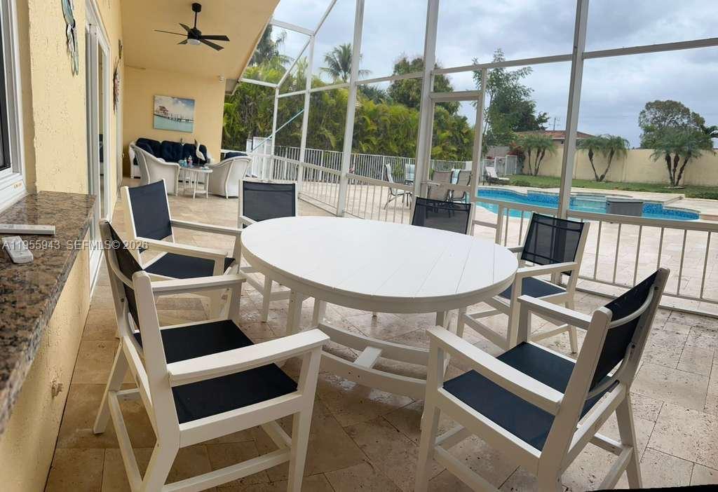 4199 NW 81st Ter Coral Springs, FL 33065