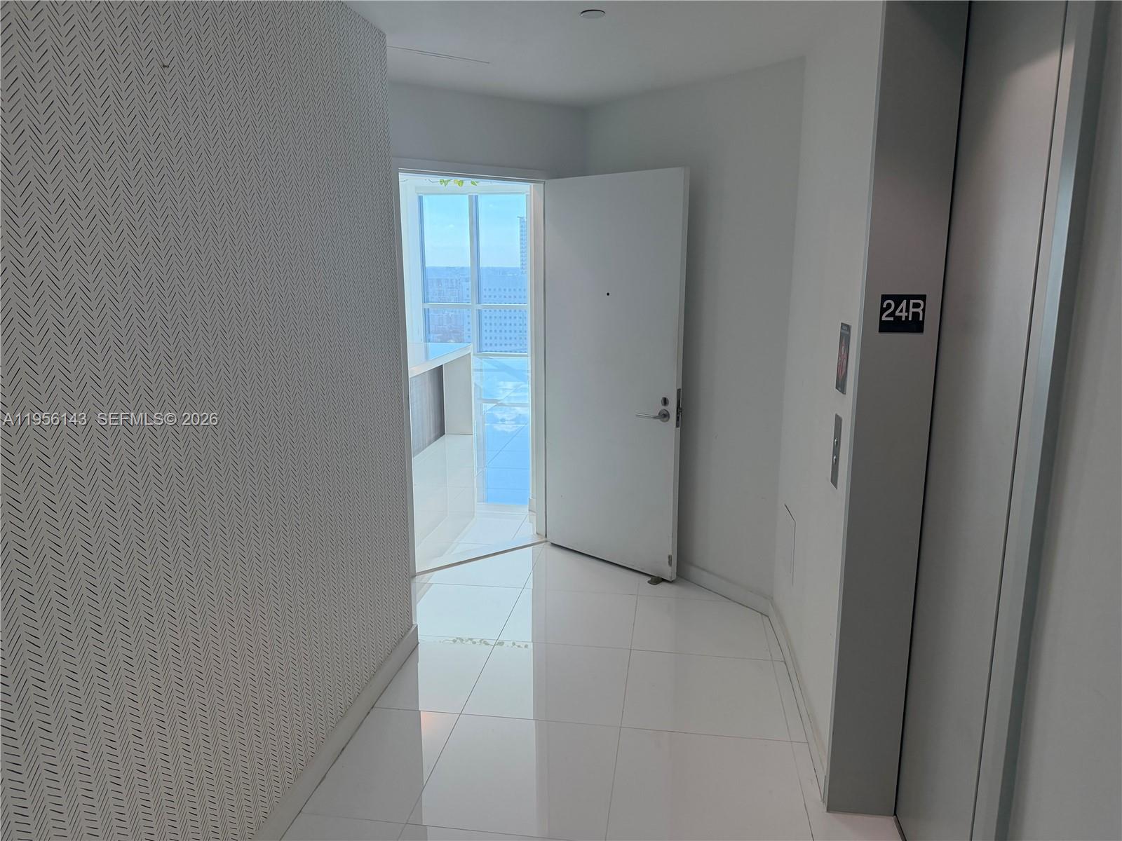 image Paramount Miami Worldcenter2