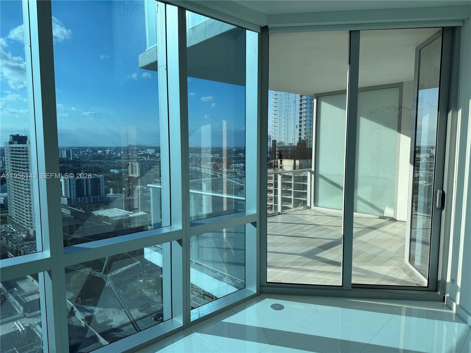 image Paramount Miami Worldcenter4