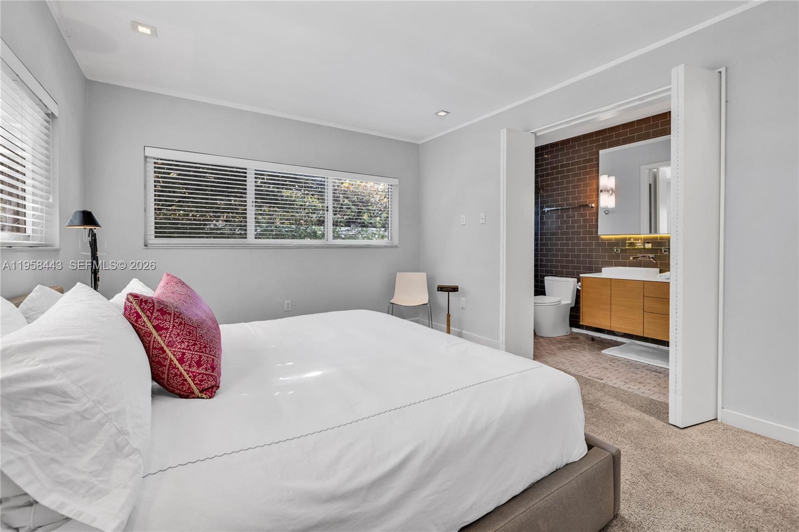 420 NE 87th St El Portal, FL 33138