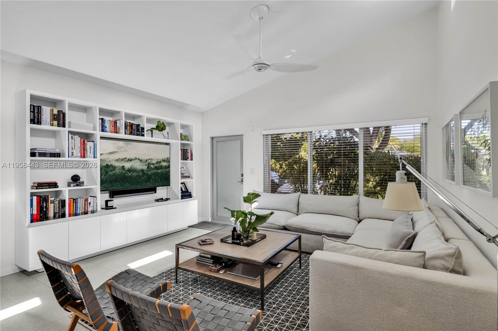 420 NE 87th St El Portal, FL 33138