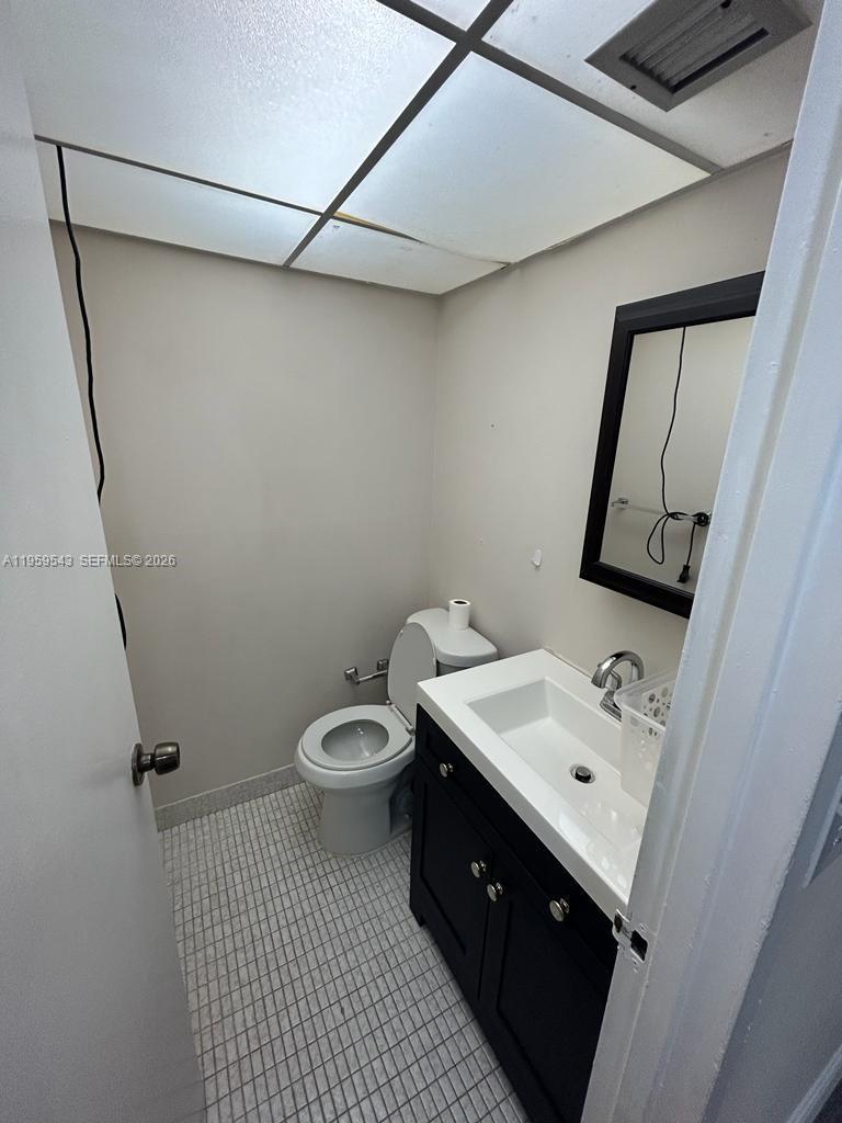 200 172nd St #317 Sunny Isles Beach, FL 33160