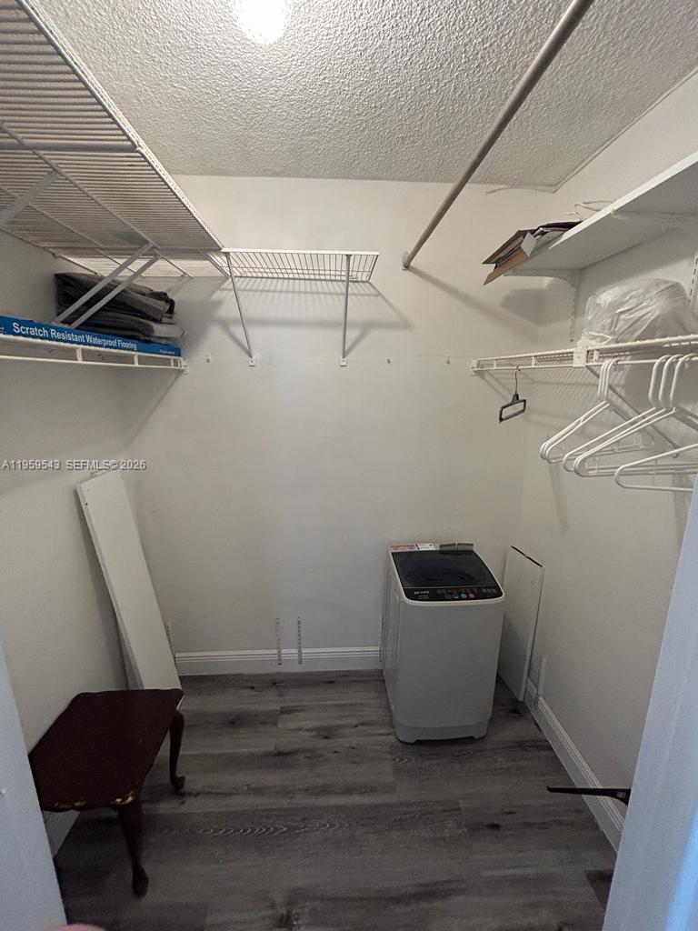 200 172nd St #317 Sunny Isles Beach, FL 33160