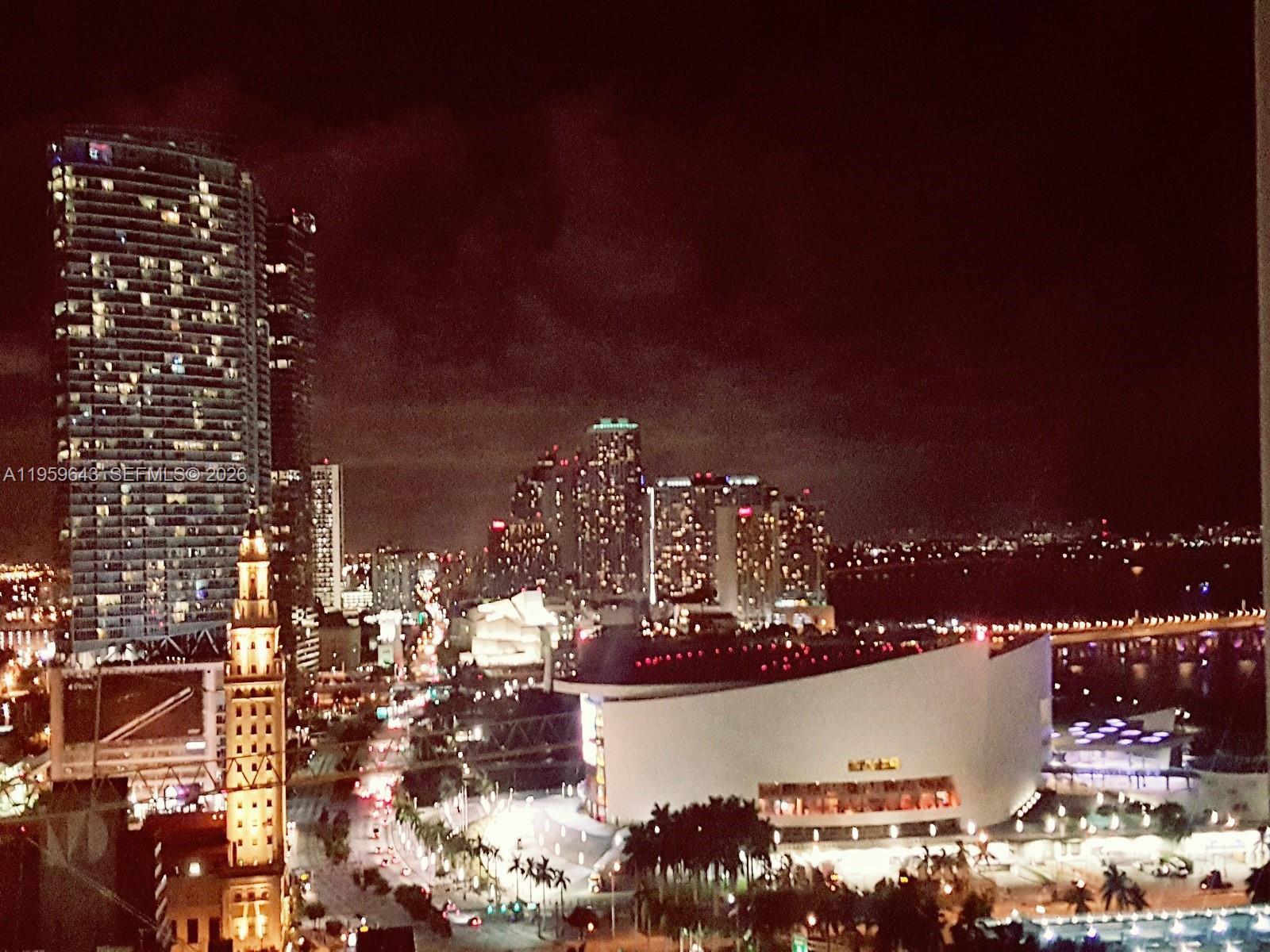 image Vizcayne South20