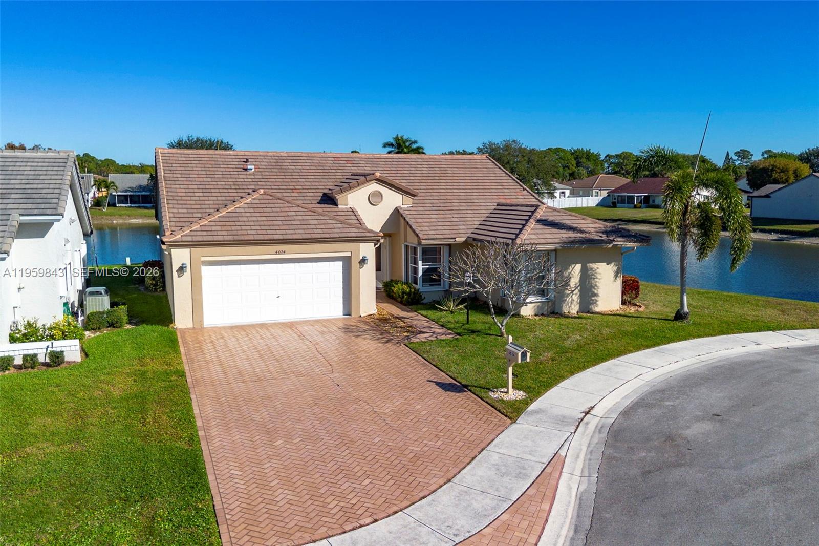 4024 Summer Chase Ct Lake Worth, FL 33467
