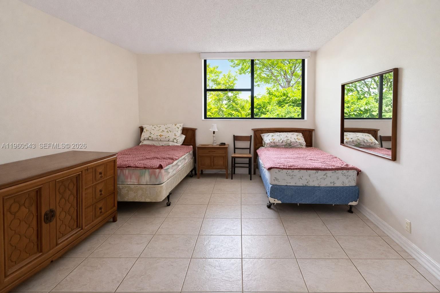 920 NE 169th St #405 North Miami Beach, FL 33162