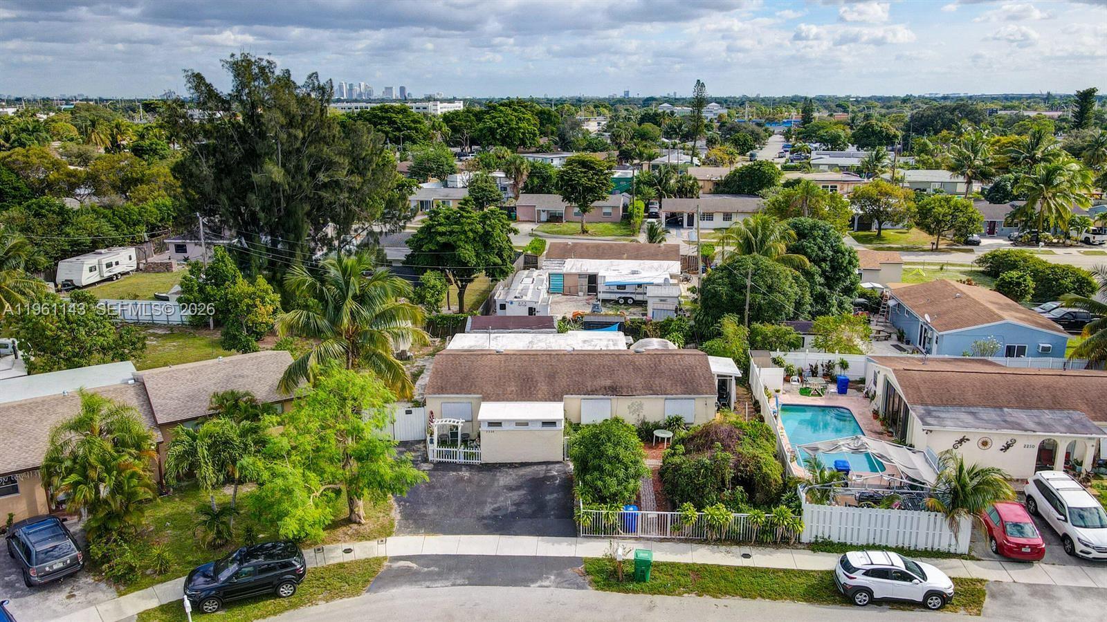 2200 SW 42nd Way Fort Lauderdale, FL 33317