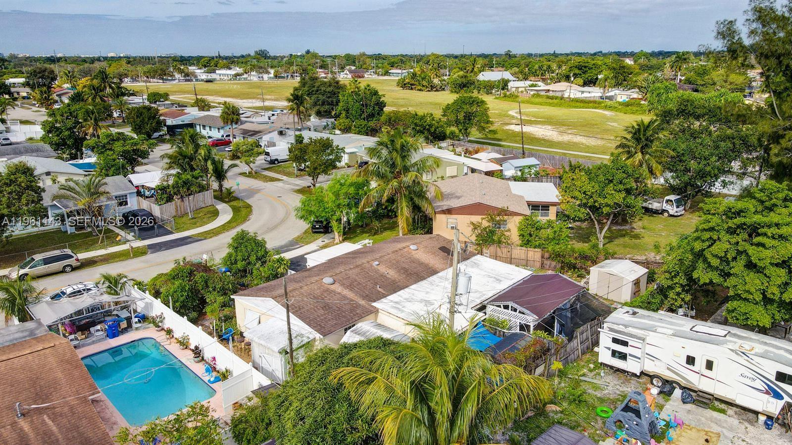 2200 SW 42nd Way Fort Lauderdale, FL 33317