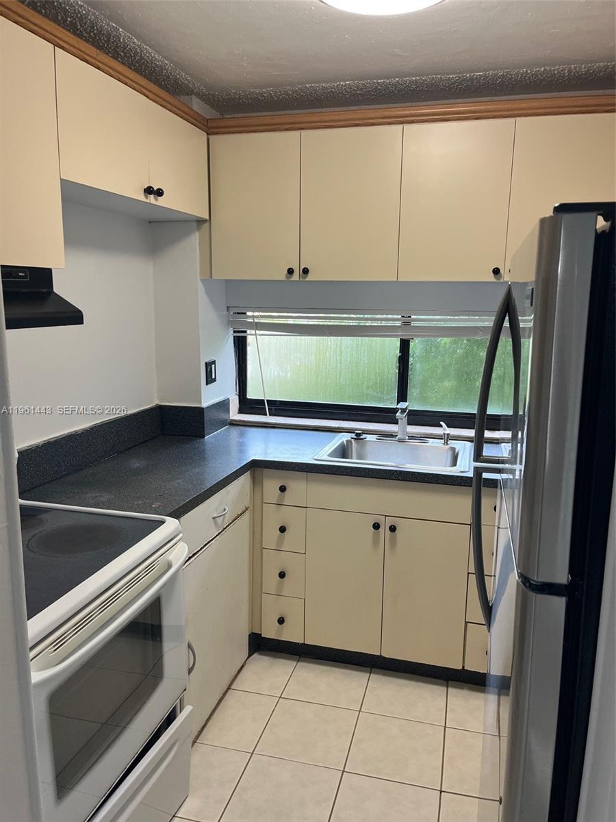 17021 N Bay Rd #508 Sunny Isles Beach, FL 33160