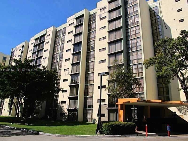 17021 N Bay Rd #508 Sunny Isles Beach, FL 33160