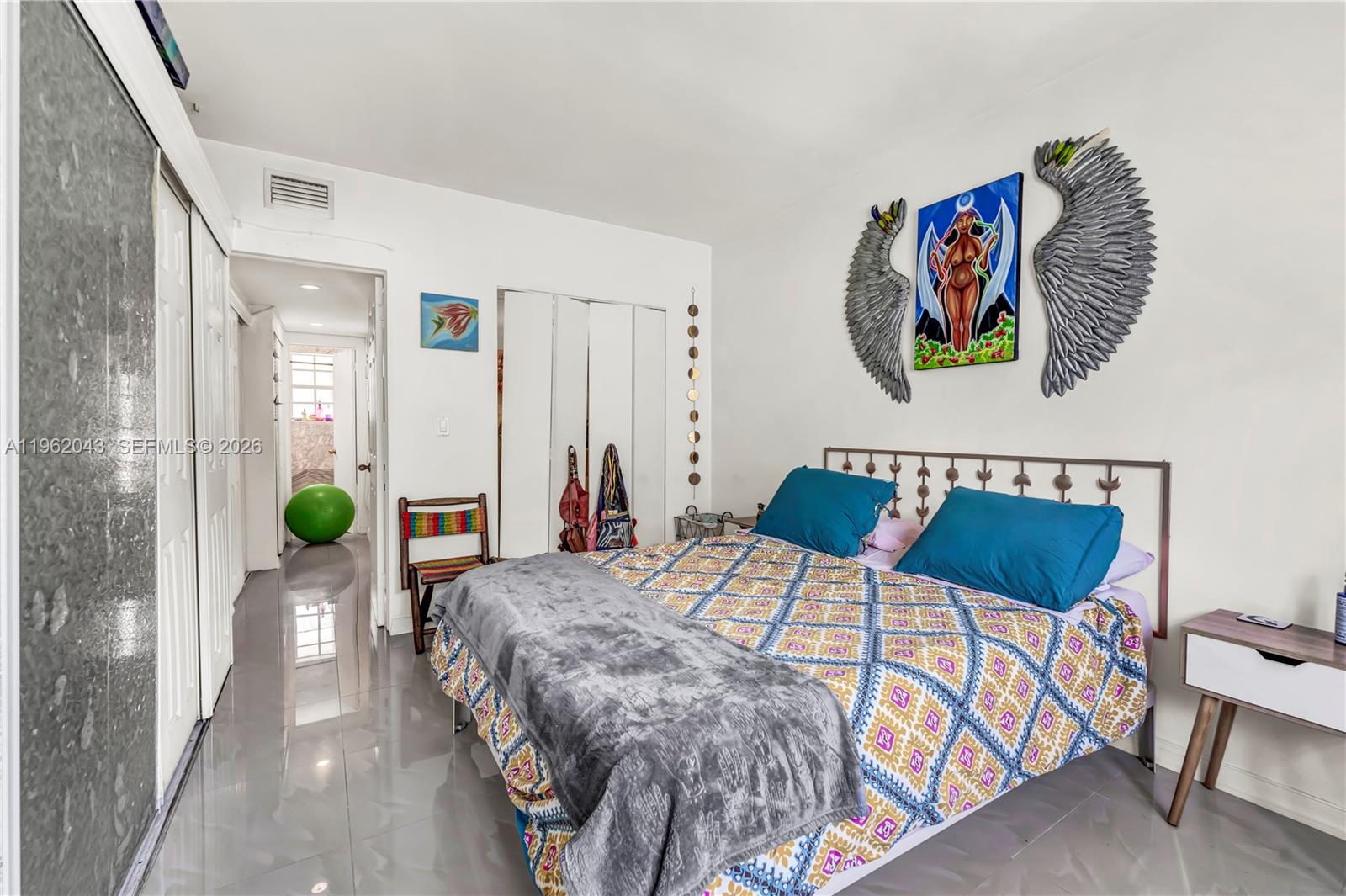 8550 Byron Ave #2H Miami Beach, FL 33141