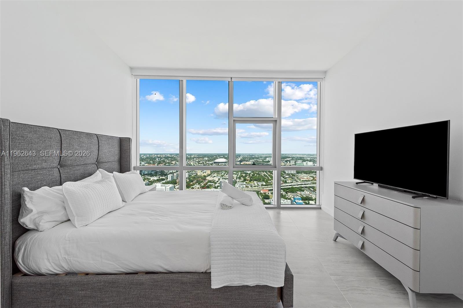 image Paramount Miami Worldcenter23