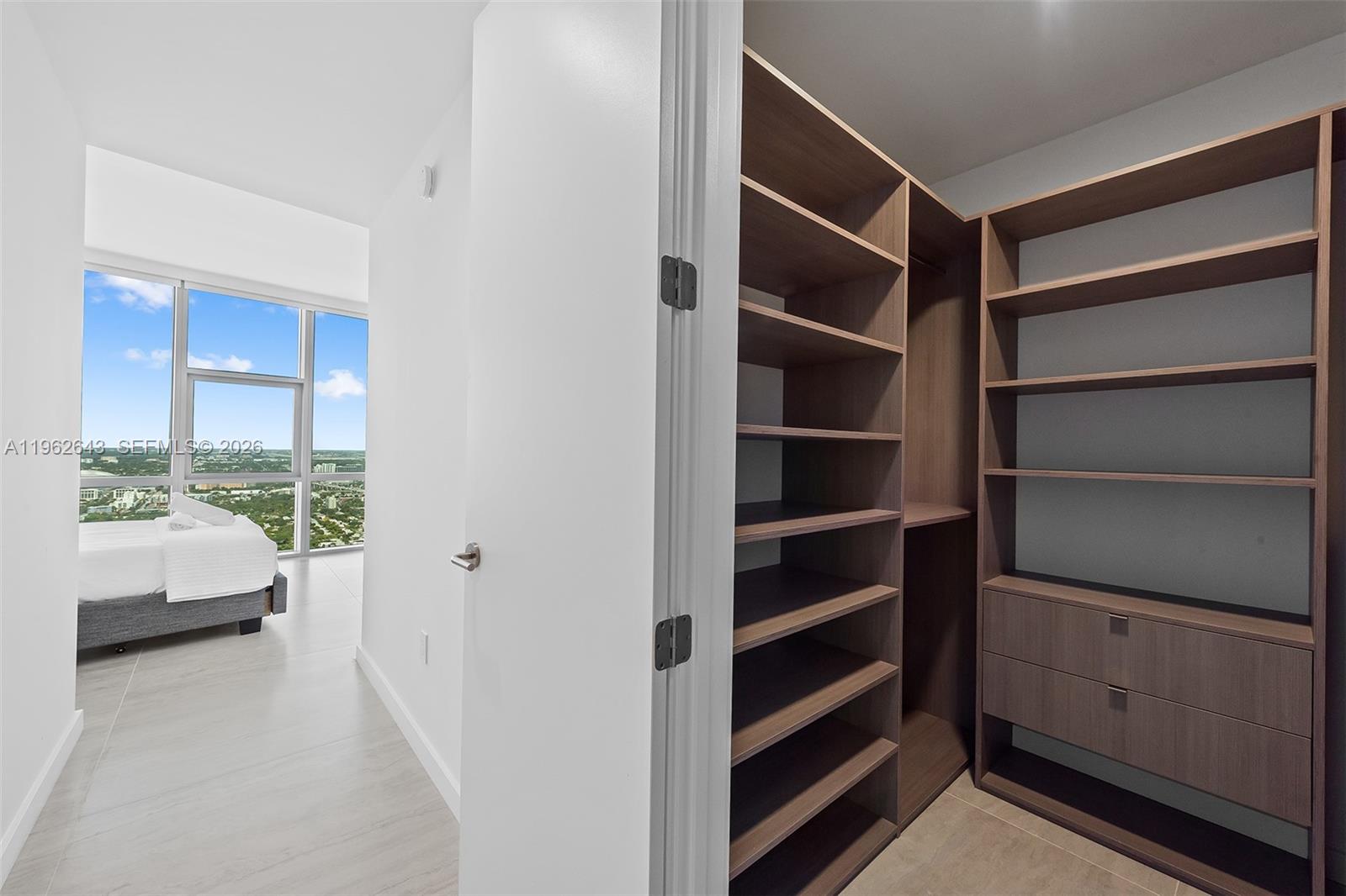 image Paramount Miami Worldcenter24