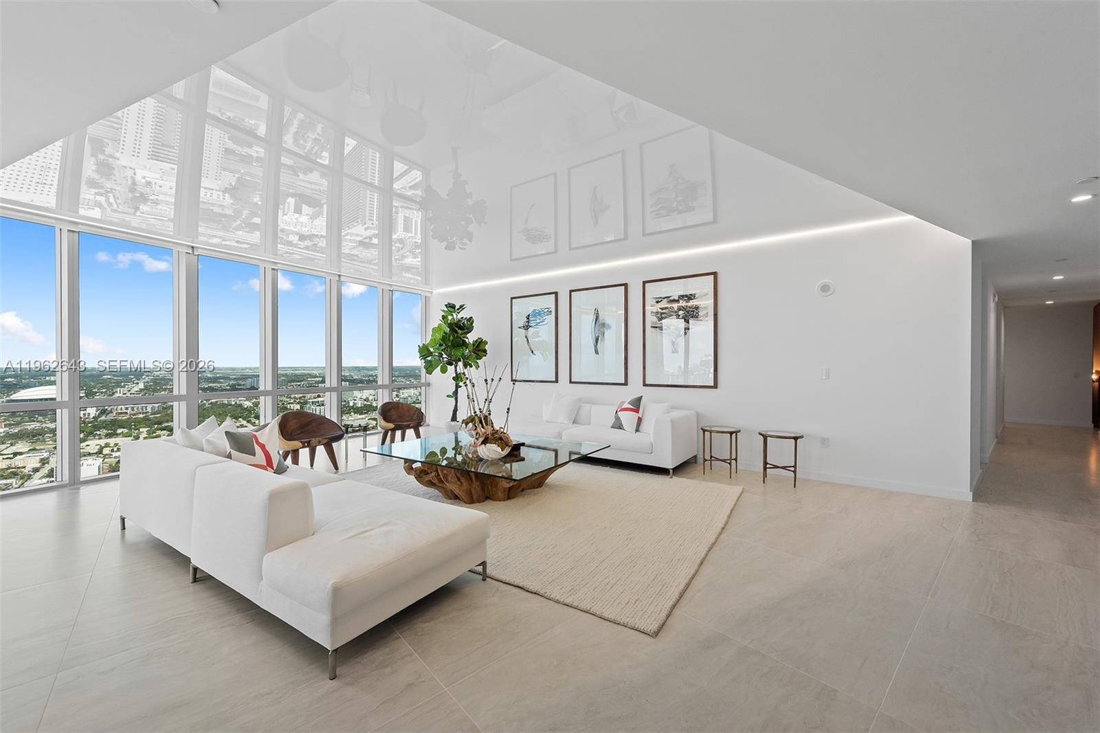 image Paramount Miami Worldcenter3