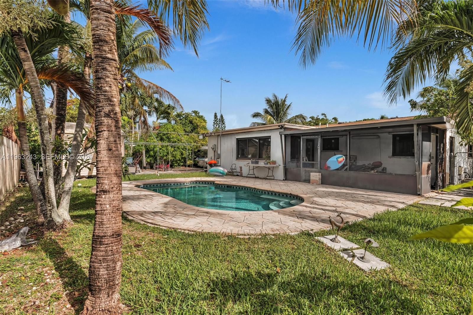 14902 SW 297th Ter Homestead, FL 33033