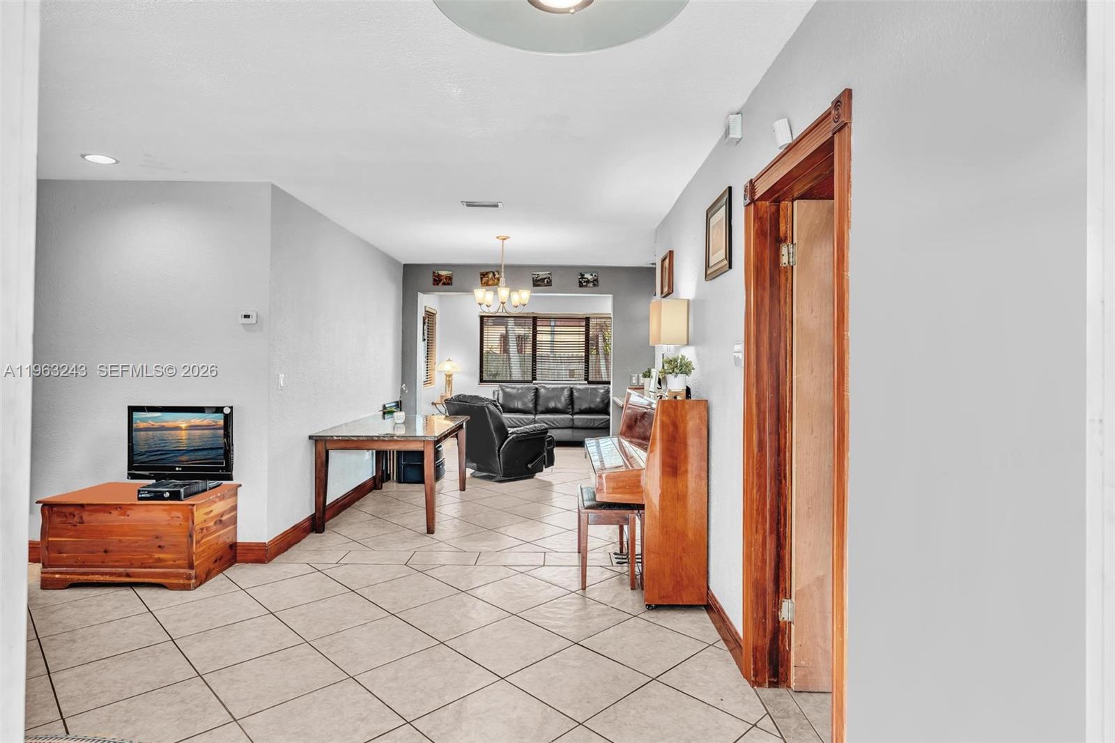 14902 SW 297th Ter Homestead, FL 33033