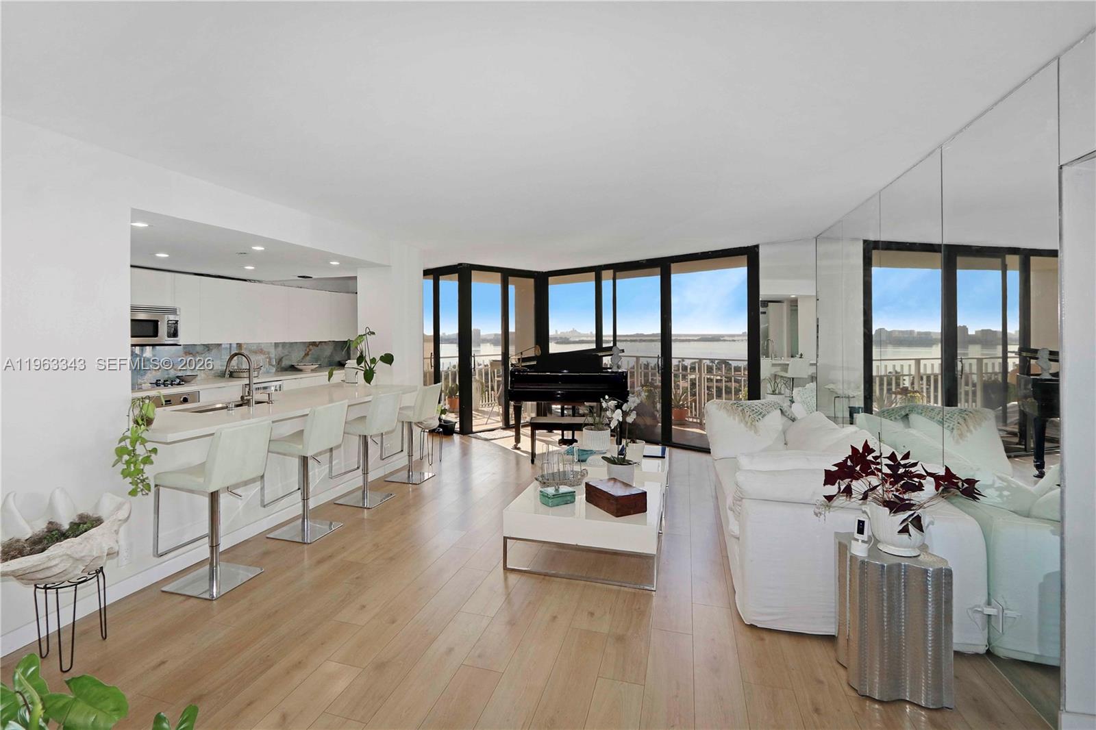 1000 Quayside Ter #1608