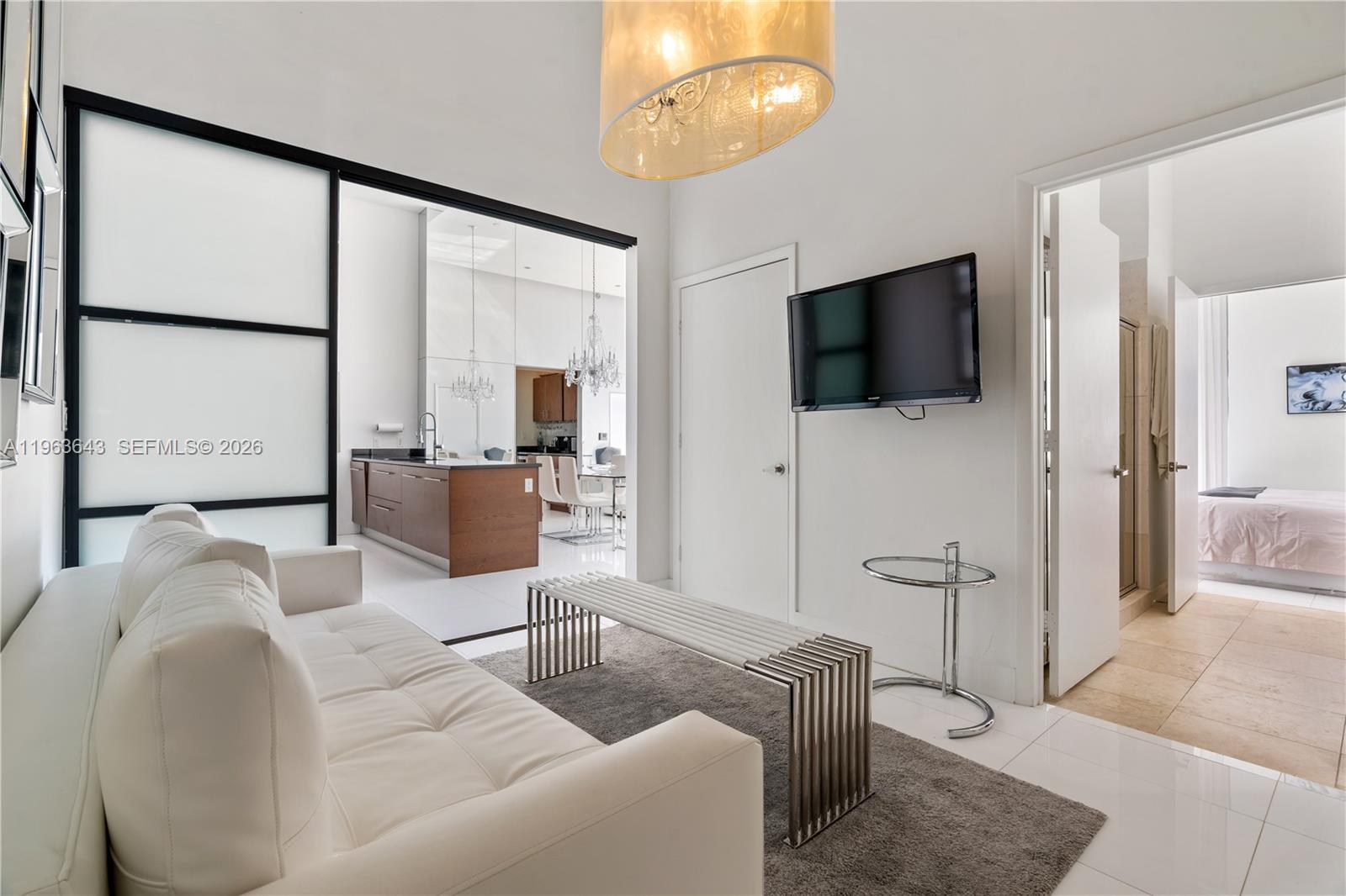 image Icon Brickell I12