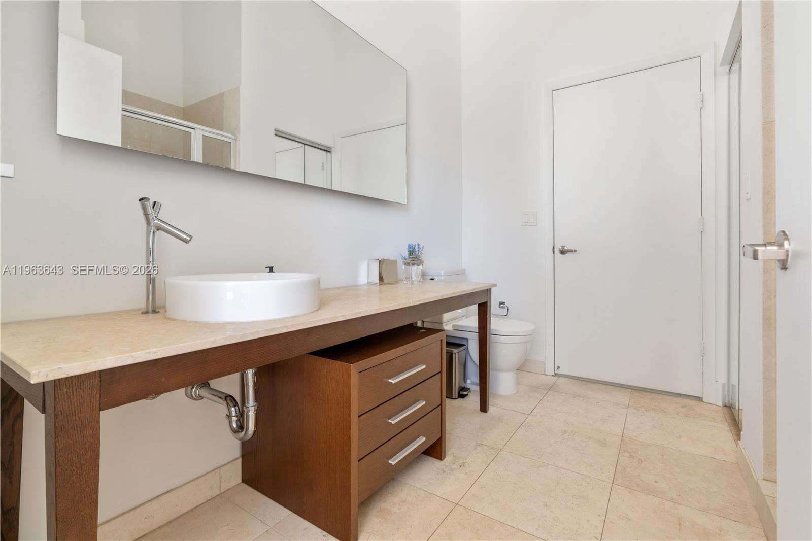 image Icon Brickell I18