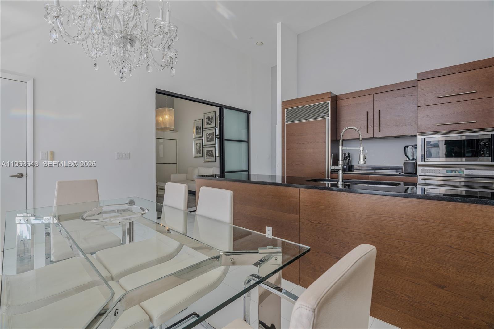 image Icon Brickell I2