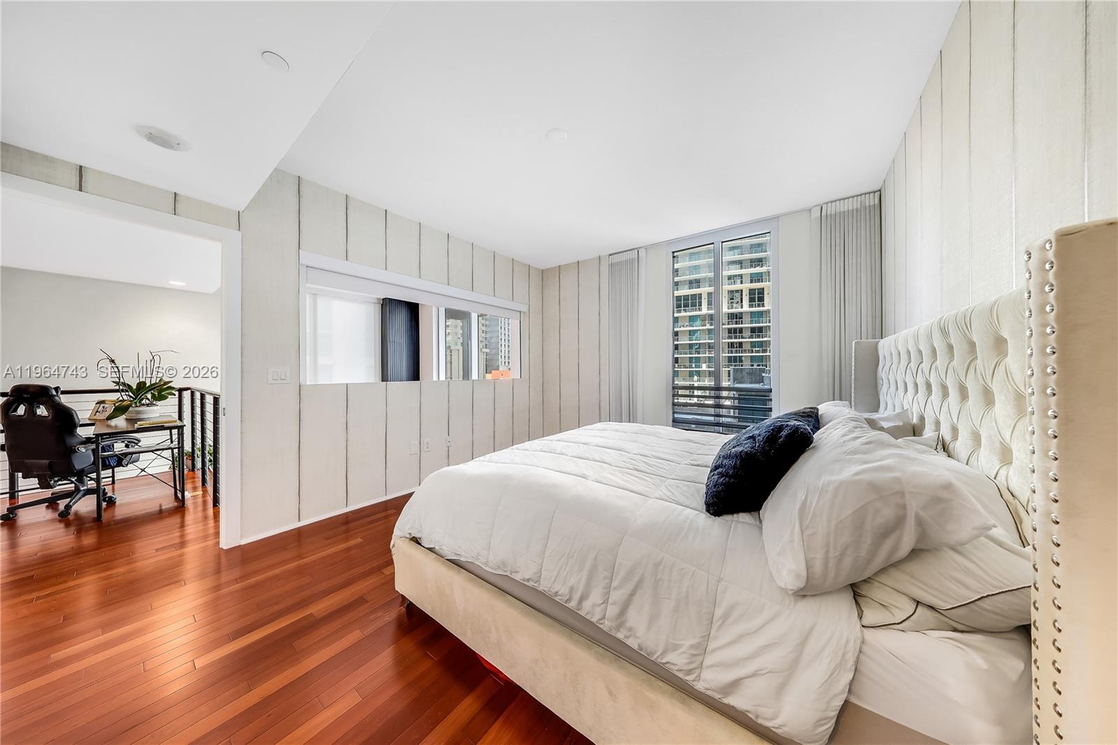 image 1060 Brickell - 105011