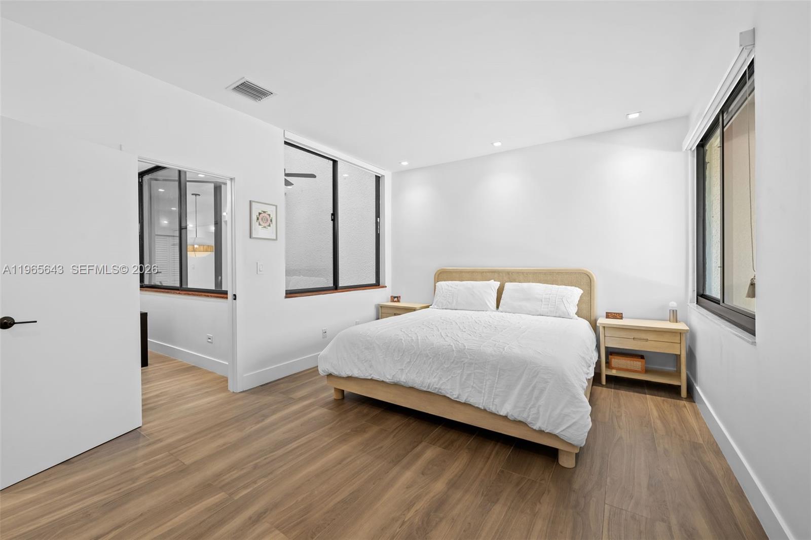 2662 NE 135th St North Miami, FL 33181