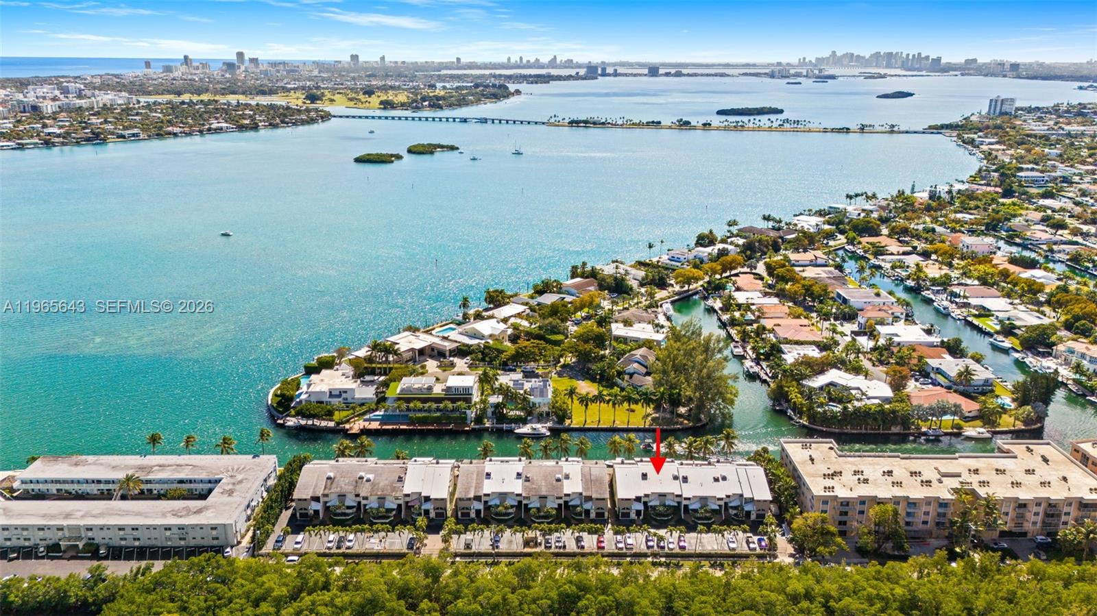 2662 NE 135th St North Miami, FL 33181