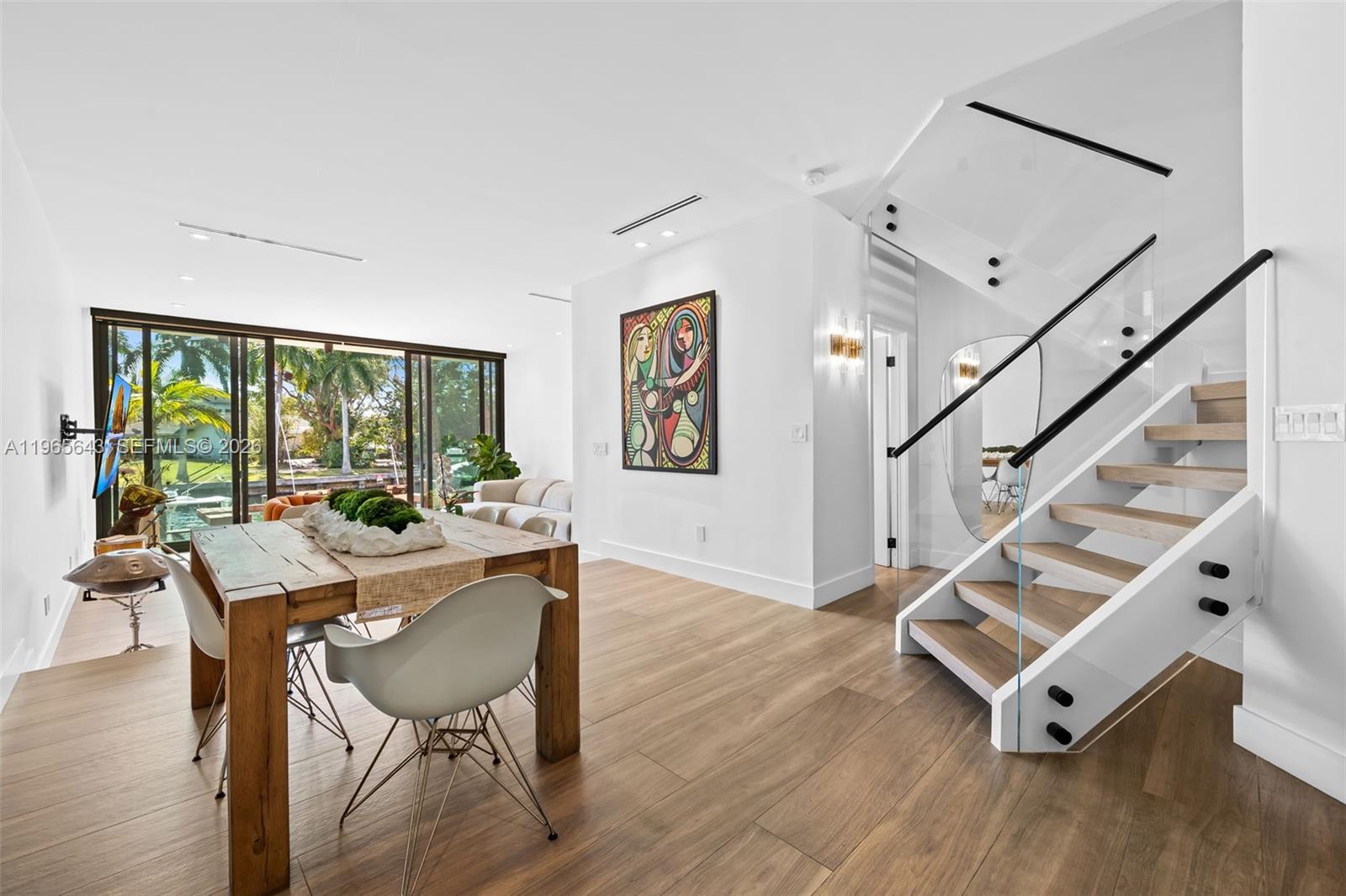 2662 NE 135th St North Miami, FL 33181